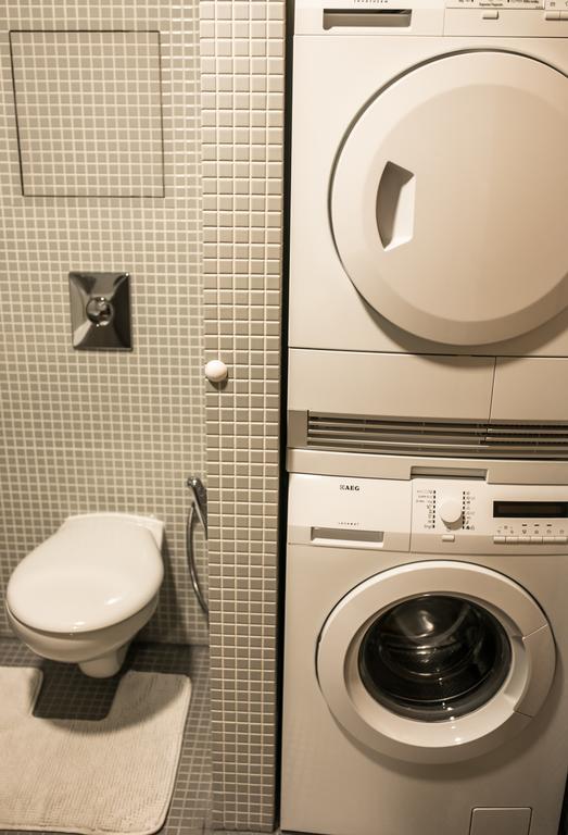 Apartment Korunni Dvur 130M2, 2 Free Parkings Praga Zewnętrze zdjęcie