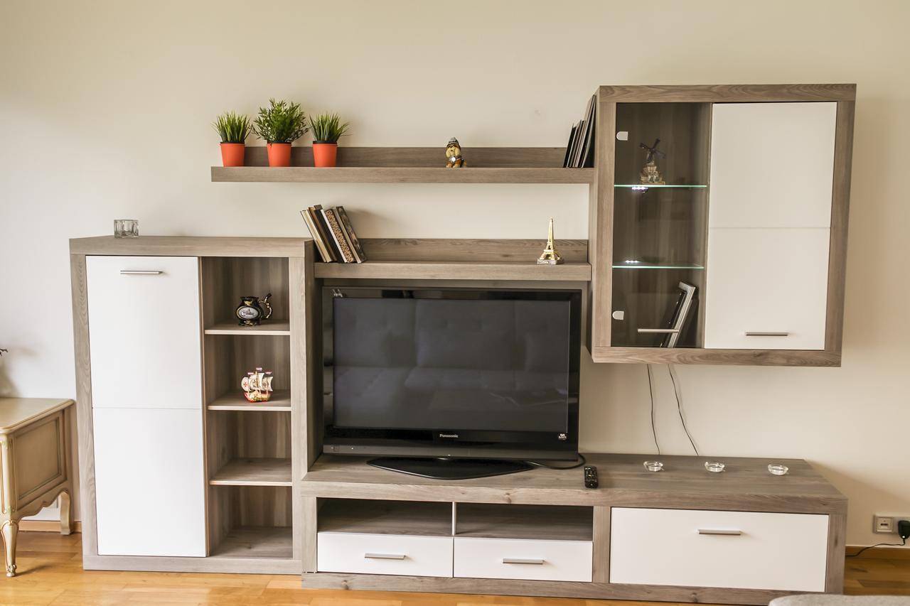 Apartment Korunni Dvur 130M2, 2 Free Parkings Praga Zewnętrze zdjęcie