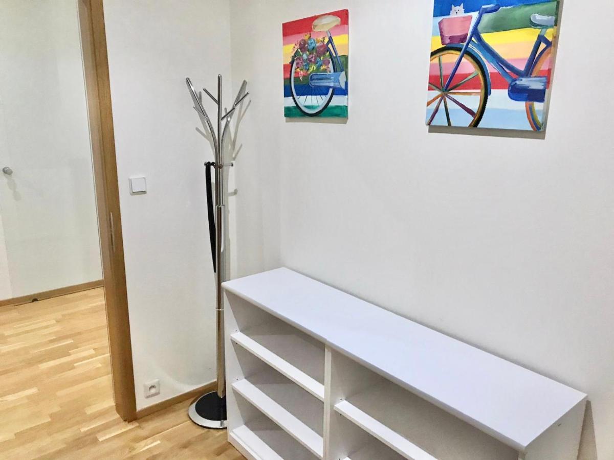 Apartment Korunni Dvur 130M2, 2 Free Parkings Praga Zewnętrze zdjęcie